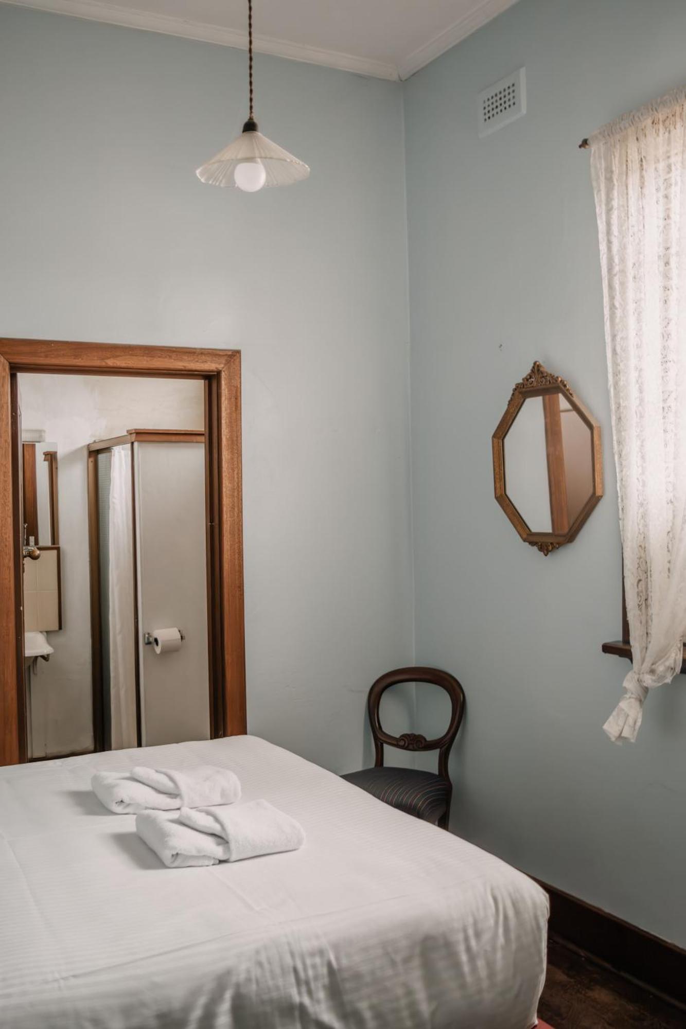 La Cochon Rose Motel Saint Arnaud ภายนอก รูปภาพ